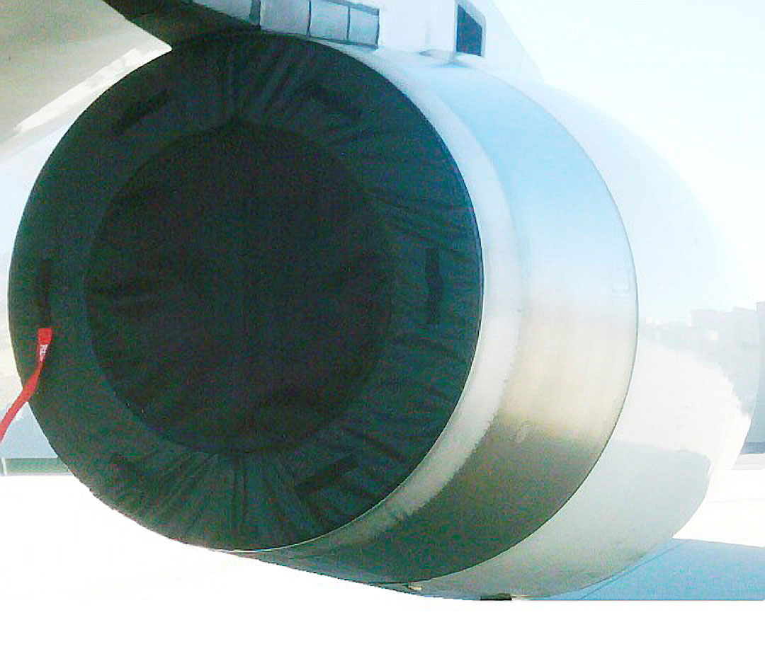 Boeing 757 Exhaust Plugs, RB.211 Engine (Comes in colors)