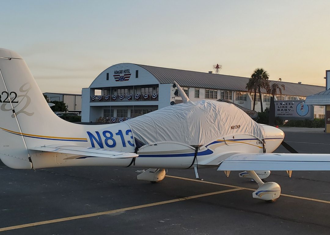 Cirrus Aircraft Store